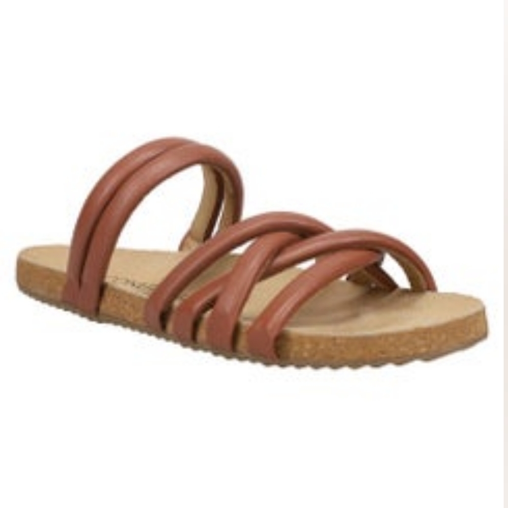 👣COCONUTS by Matisse Zurie in Tan footwear. - Picture 3 of 11